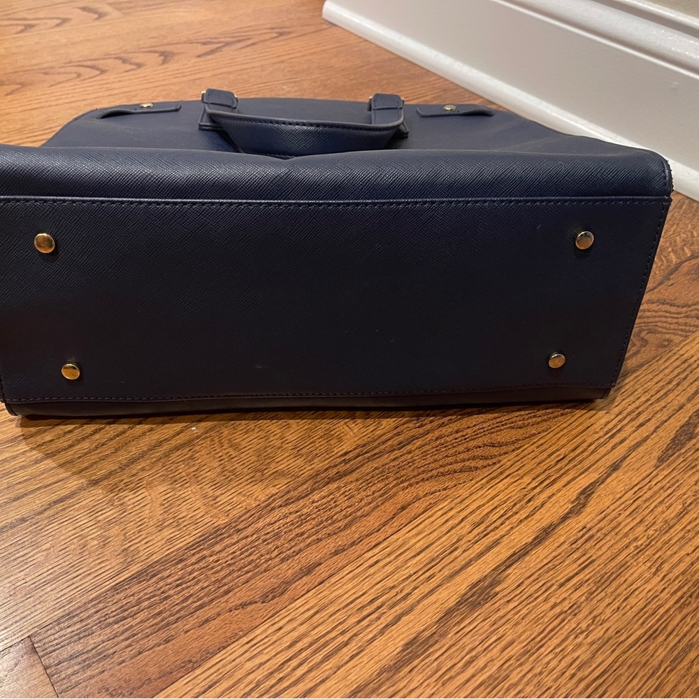 White House Black Market Navy Tote with Gold-Tone Hardware - Picture 4 of 9